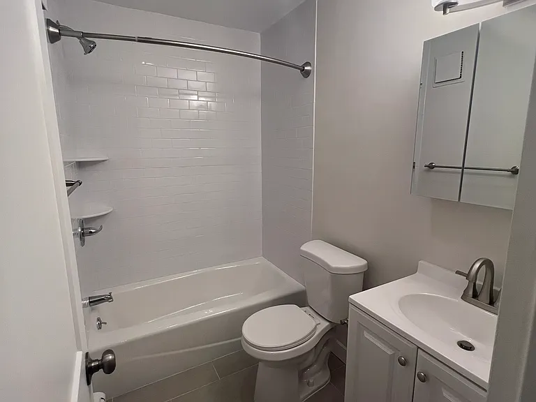 280 West Street — Photo 5