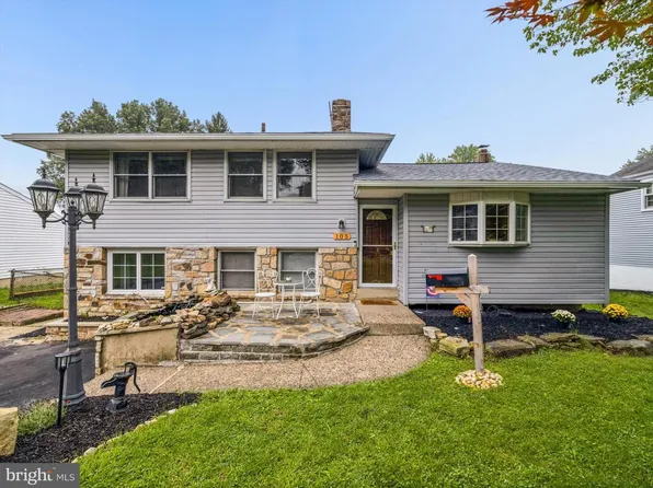 105 Overlook Ave, Willow Grove, PA 19090