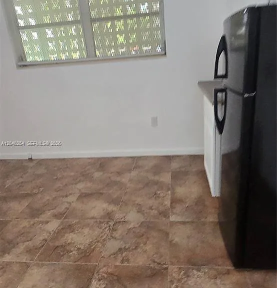 201 SW 30th Ct #EFFICIENCY — Photo 6