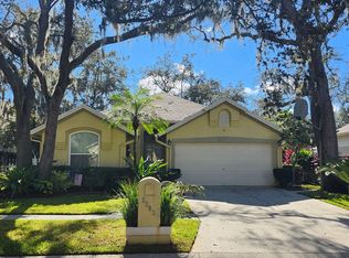 2303 Millcreek Ct, Valrico, FL 33596