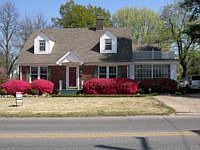 2nd image of 910 Sampson Ave
