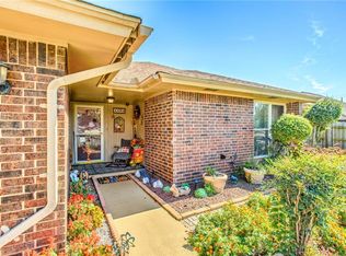3804 Regatta Rd, Yukon, OK 73099