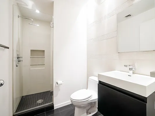 Rented by Sotheby's International Realty | media 40