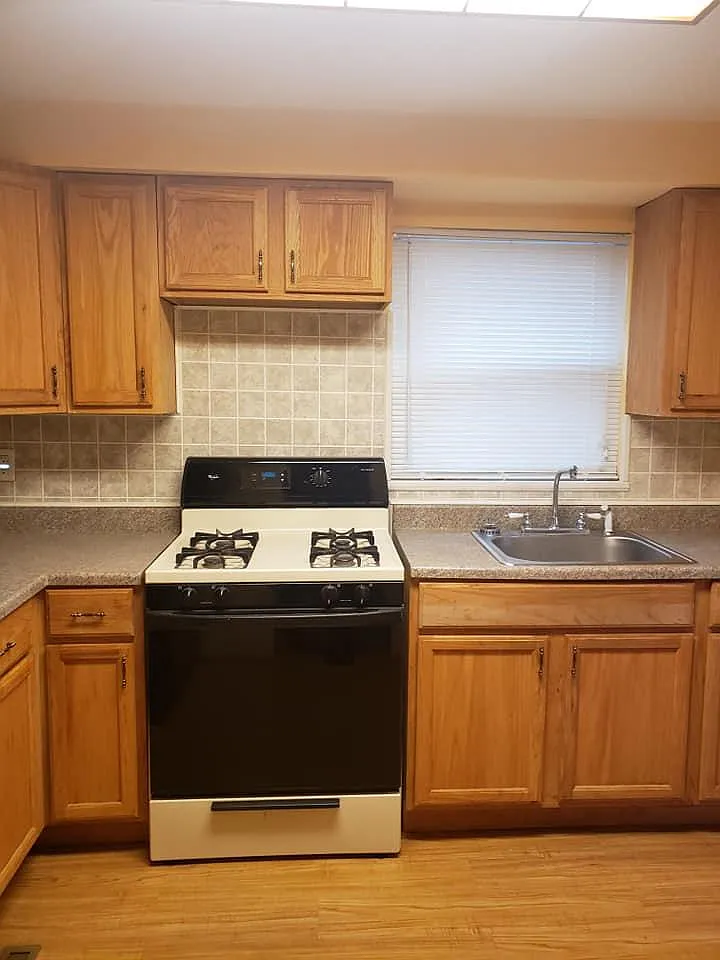 3949-3951 Murray Ave photo 1