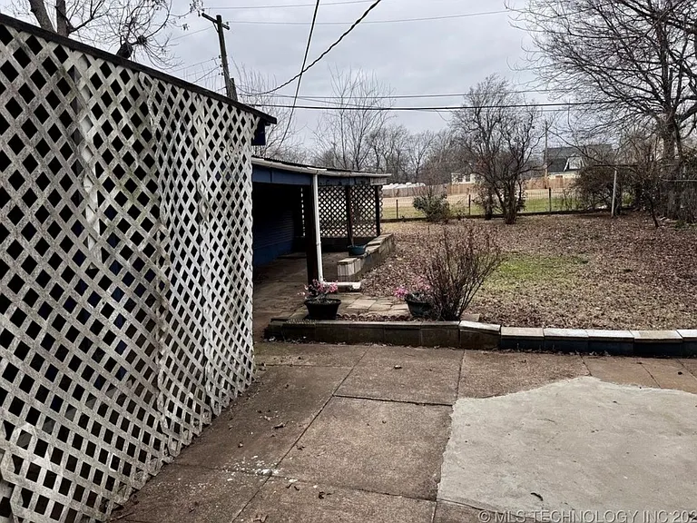 730 N Delaware Pl — Photo 19