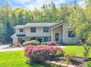 74 Bull Mine Rd, Chester, NY 10918