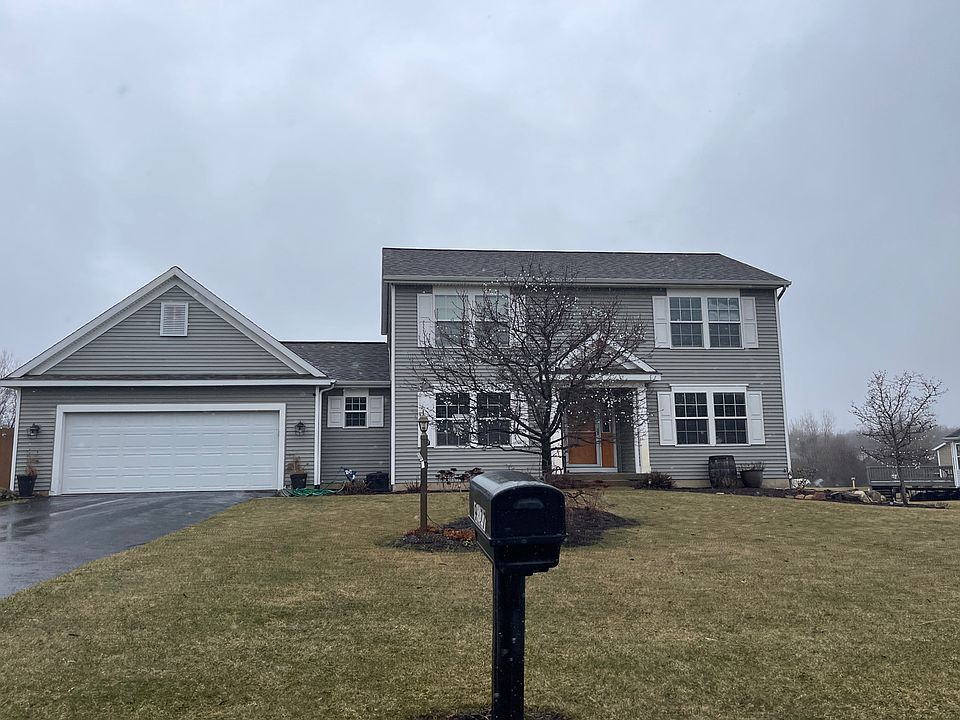 1st image of 9277 Stone View Dr NE