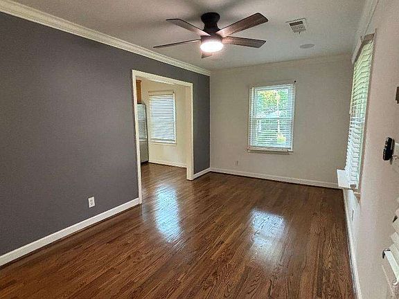 3rd image of 1920 Linwood Ave