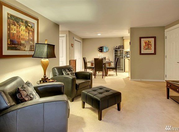 4th image of 916 3rd Ave APT A207