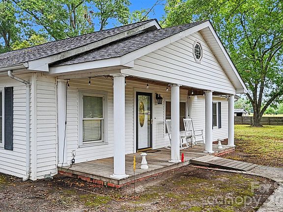 5th image of 2291 Zion Rd