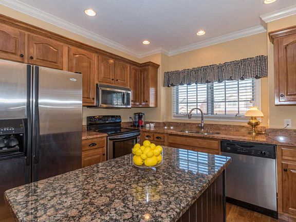 4th image of 2510 Saint Lucie Ct #6