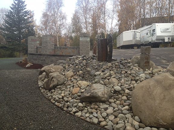 Add’l parking upper n lower 