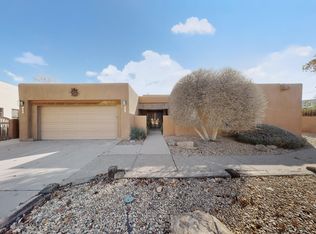 6400 Guadalupe Pl NW, Los Ranchos De Albuquerque, NM 87107