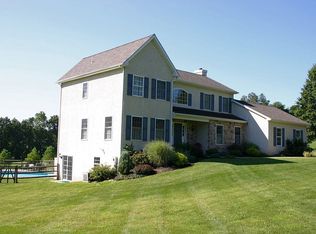 726 Mount Pleasant Rd, Pottstown, PA 19465