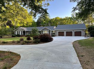 391 Indian Creek Rd, Spartanburg, SC 29302