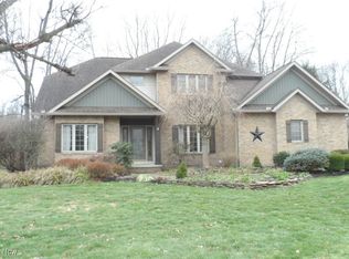 1238 Maxfli Dr, Akron, OH 44312