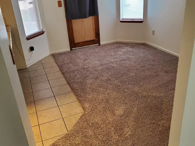 5908 Lugene Ave — Photo 4