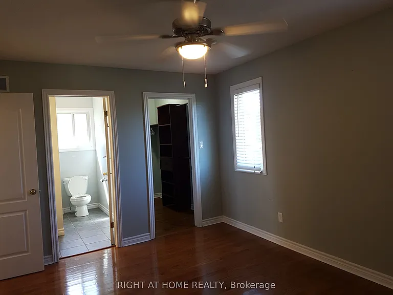 2206 Coronation Dr — Photo 17