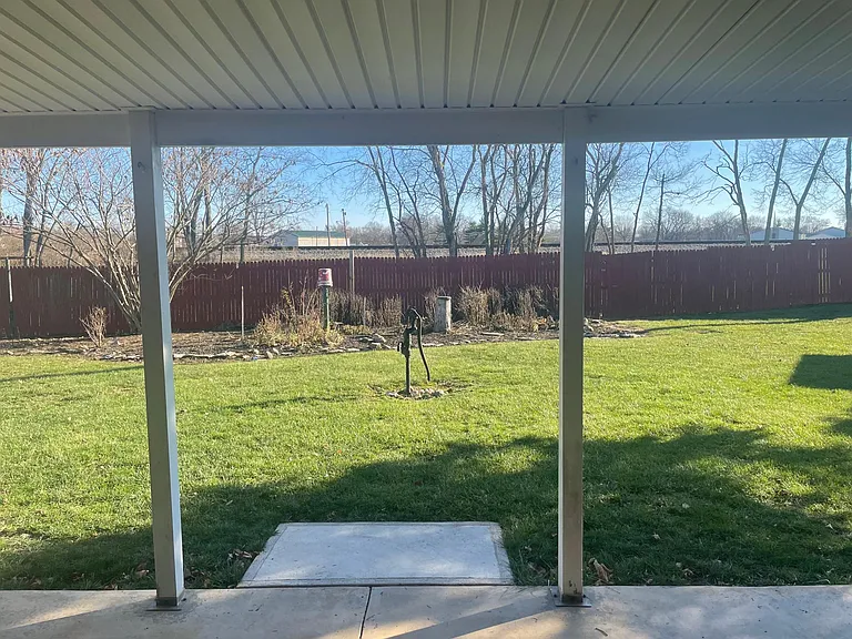 313 Linda Ct — Photo 10