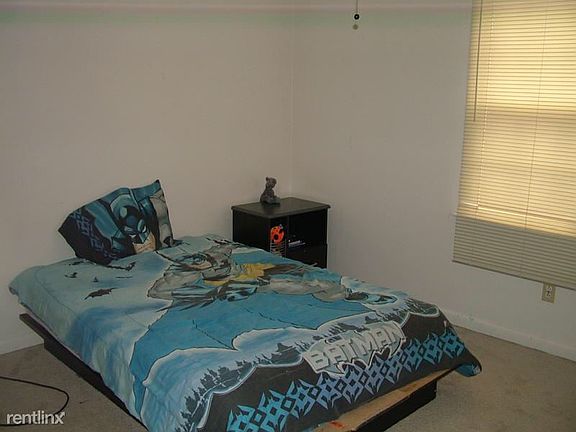 4th image of 1729 Millican Pl NW