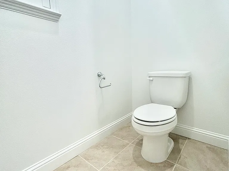 18562 Back Bay Dr — Photo 24