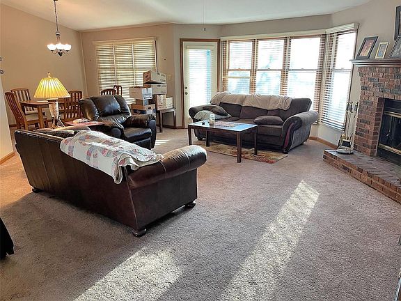 2nd image of 5801 Brookstone Terrace Dr
