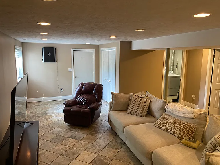 801 Terrace Ave — Photo 13