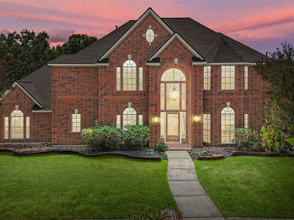 3123 Wilshire Ln, Baytown, TX 77521