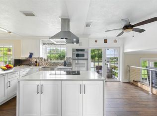 16530 Royal Poinciana Ct, Weston, FL 33326