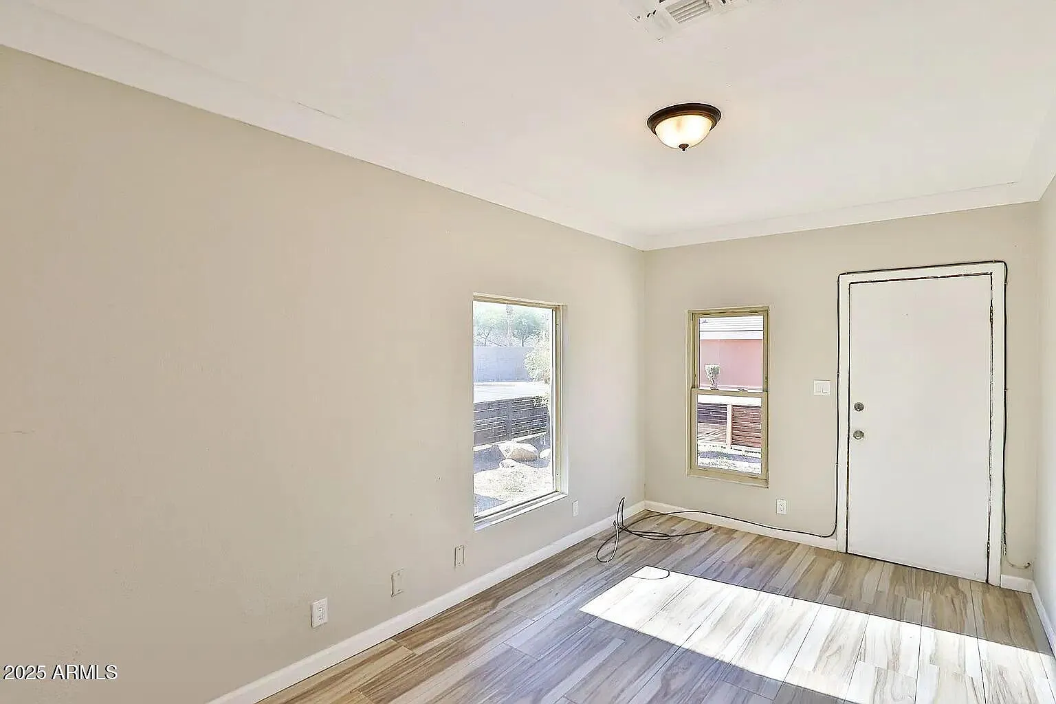 1 bed, 1.5 bath, 1656 sqft, $900 — Photo 3