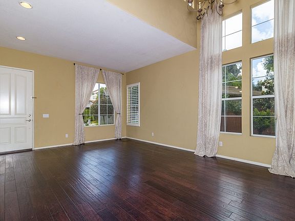 4th image of 2579 Flagstaff Ct