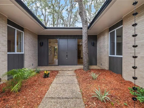 426 Fern Cliff Ave, Temple Terrace, FL 33617
