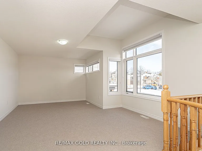 33 Gilham Way — Photo 26