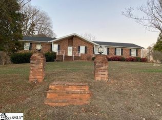 59 E Old Mill Rd, Travelers Rest, SC 29690