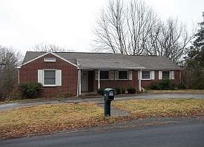 1st image of 301 York Dr