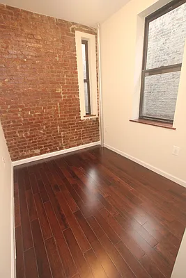 Rented by Jonis Realty | media 14