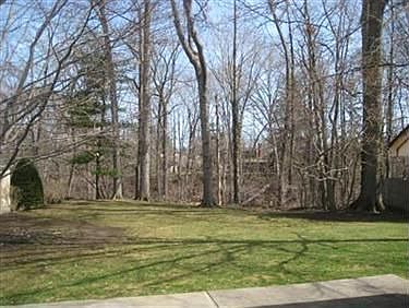 3rd image of 1350 Glenbrook Ln