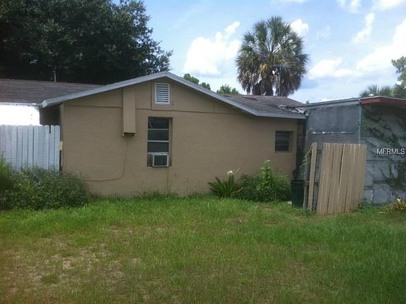 3rd image of 138 N Hart Blvd