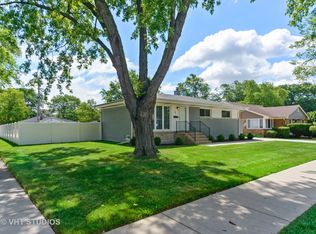 901 E Olive St, Arlington Heights, IL