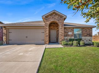 2492 Saldana Dr, Fate, TX 75189