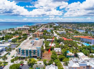 1956 NE 2nd Street, Deerfield Beach, FL 33441