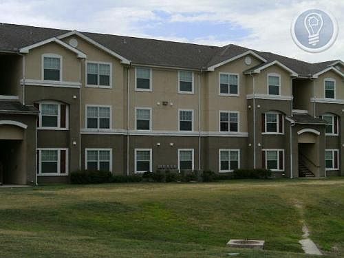 3rd image of 333 Airtex Dr #228