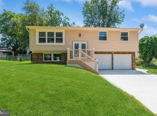 10 Parkview Rd, Stratford, NJ 08084