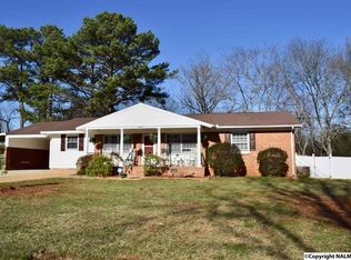 3908 Gunnison Ln NW, Huntsville, AL 35810