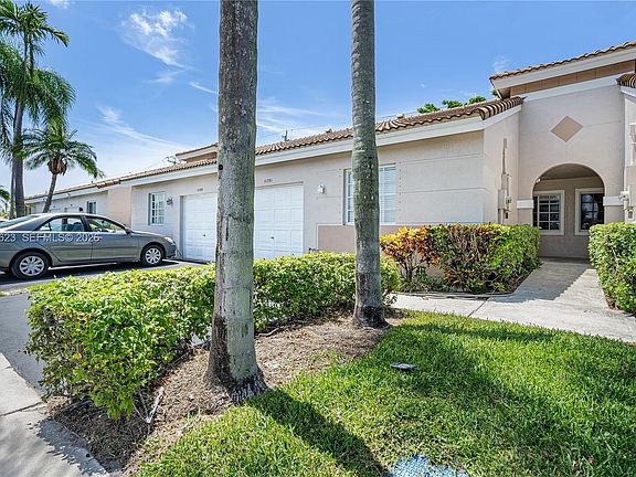 4th image of 11781 SW 17th Ct