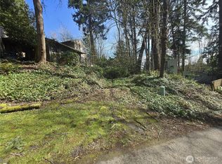 7436 92nd Ave SE, Mercer Island, WA 98040