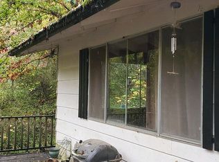 71 Hickory Hollow Rd, Franklin, NC 28734