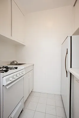 Rented by Citi Habitats | media 6