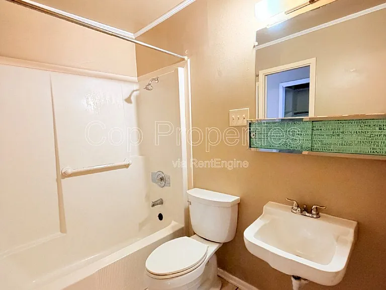 811 Jackson Keller Rd #3 — Photo 17