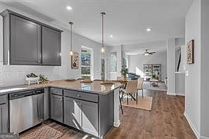 7th image of this home